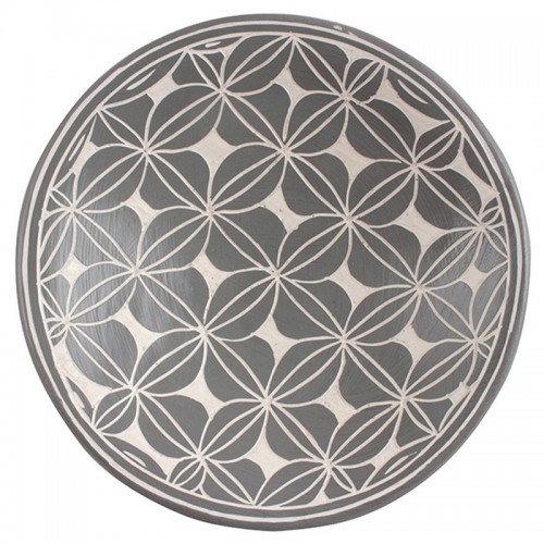 Тарелка декоративная из терракотовой глины Симметрия 20 см серая с белым