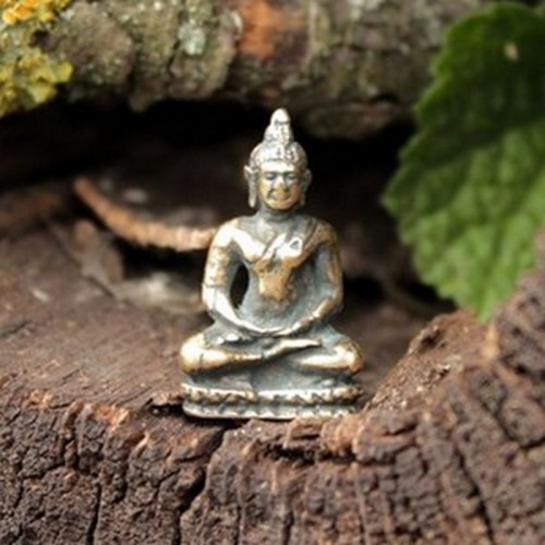 Будда исцеляющий статуэтка бронза 16*9*26мм